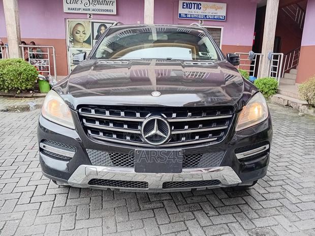 Mercedes-Benz M Class 2013 Black