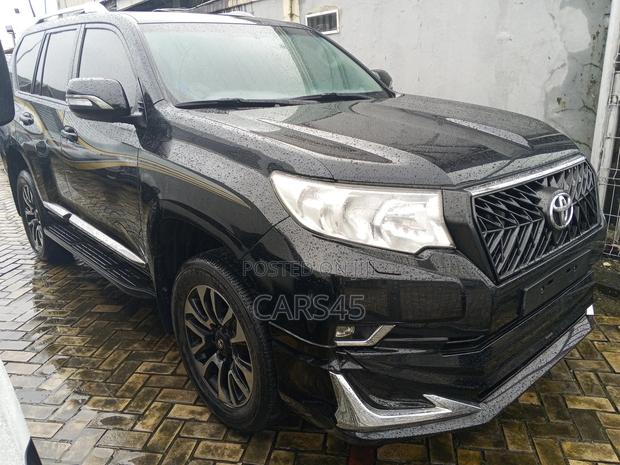 Toyota Land Cruiser Prado 2.8 2023 Black