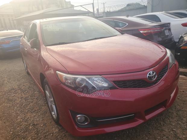 Toyota Camry SE Sport 4dr Sedan (2.5L 4cyl 6A) 2014 Red