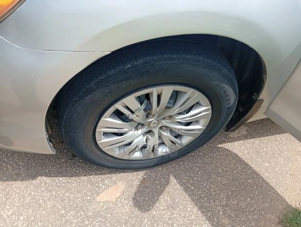 Toyota Camry 2009 Silver