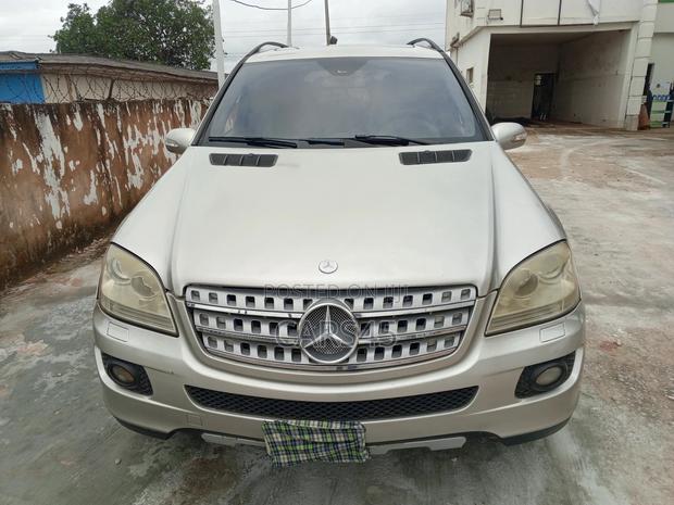 Mercedes-Benz M Class 2006 Gold