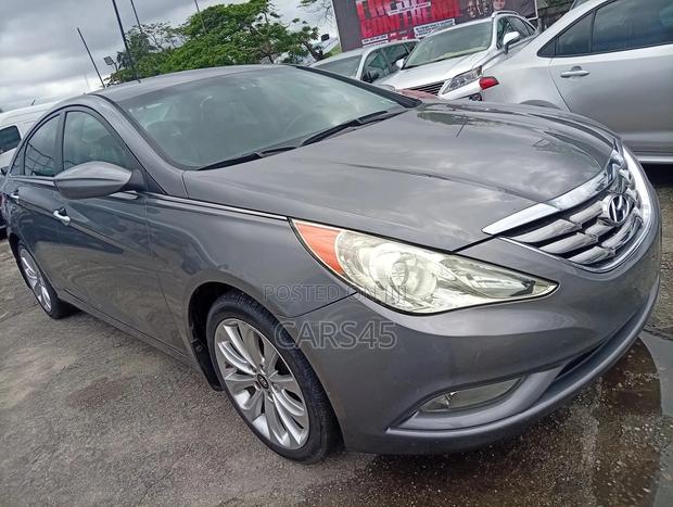 Hyundai Sonata 2013 Gray