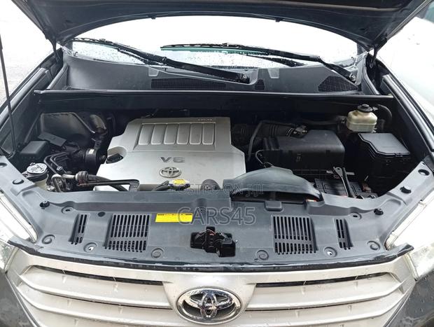 Toyota Highlander 2013 Gray