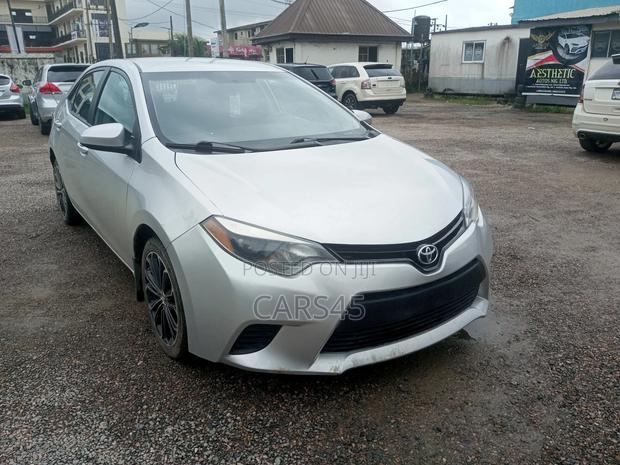 Toyota Corolla 2014 Silver