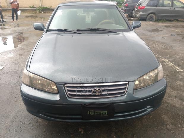 Toyota Camry 2001 Green