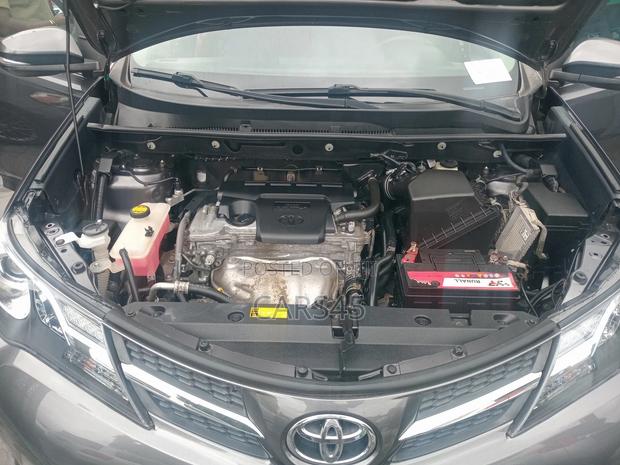 Toyota RAV4 2015 Gray