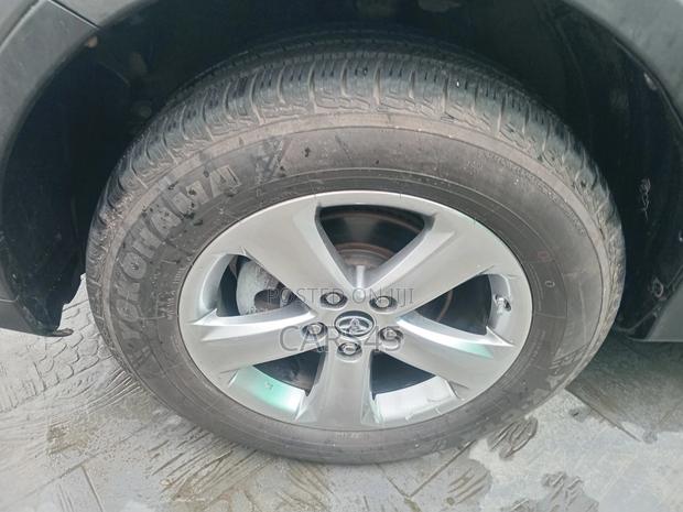 Toyota RAV4 2015 Gray