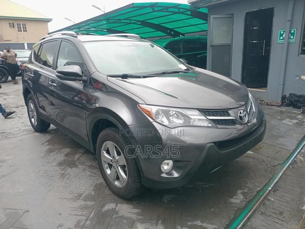 Toyota RAV4 2015 Gray