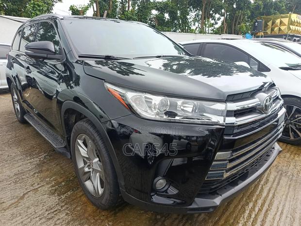 Toyota Highlander 2015 Black