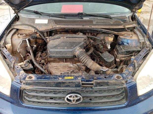 Toyota RAV4 2003 Blue
