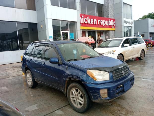 Toyota RAV4 2003 Blue