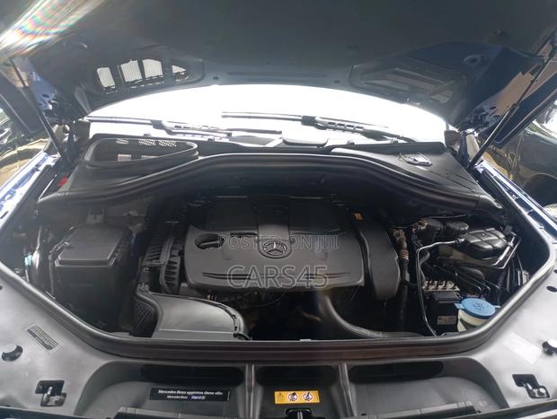 Mercedes-Benz GLE-Class 2018 Blue