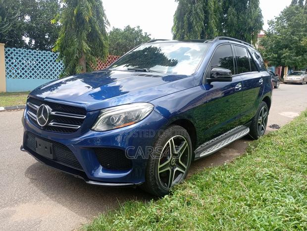 Mercedes-Benz GLE-Class 2018 Blue