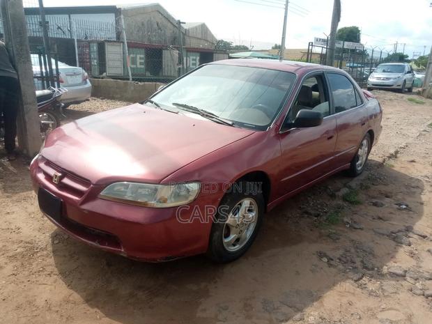 Honda Accord 1999 Red