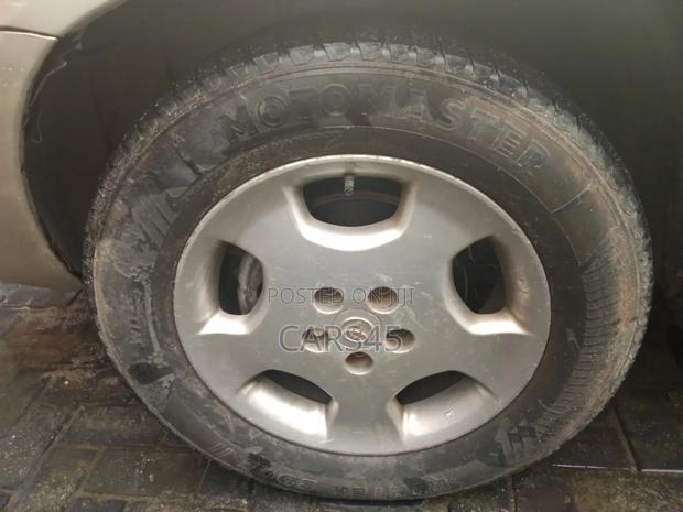 Toyota Highlander 2005 Gray