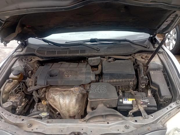 Toyota Camry 2011 Gray