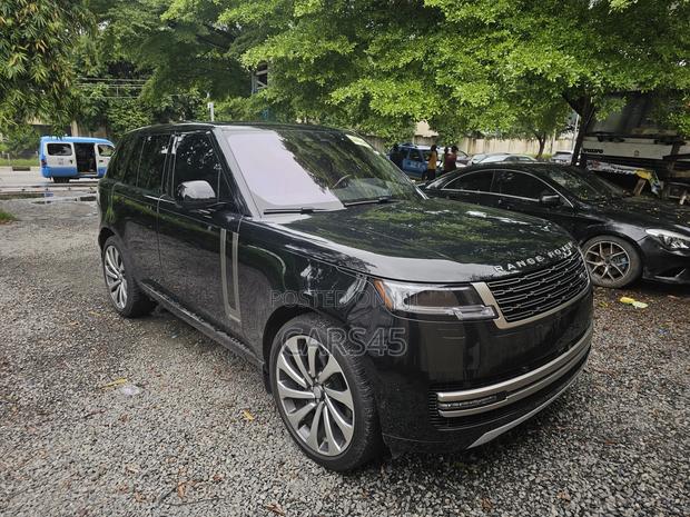 Land Rover Range Rover 2023 Black