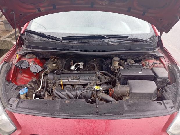 Hyundai Accent 2012 Red