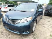 Toyota Sienna 2012 Blue for sale