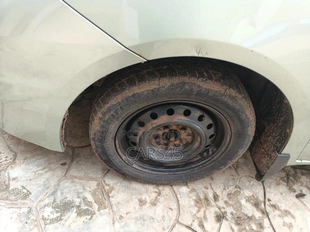 Toyota Sienna 2009 Green