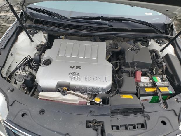 Toyota Avalon 2013 White