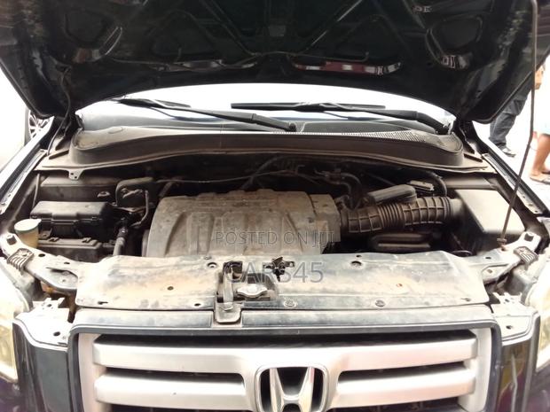 Honda Pilot 2005 Black