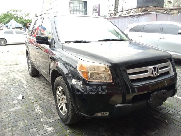 Honda Pilot 2005 Black