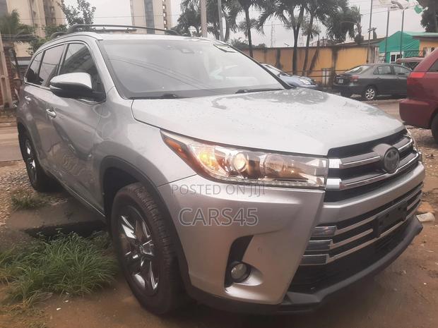 Toyota Highlander 2017 Silver