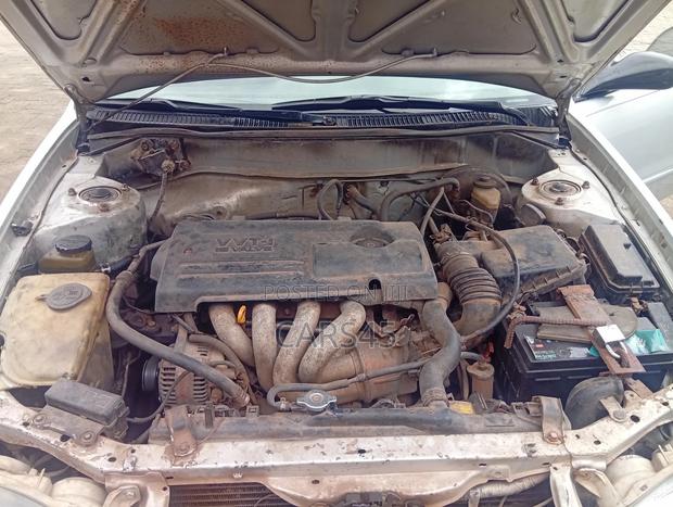Toyota Corolla 2001 Silver