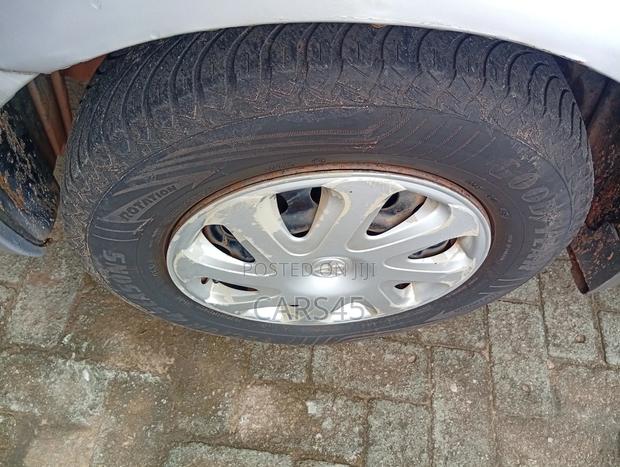 Toyota Corolla 2001 Silver