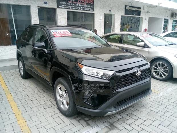 Toyota RAV4 2020 Black