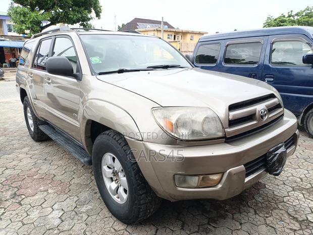 Toyota 4-Runner 2003 Gold