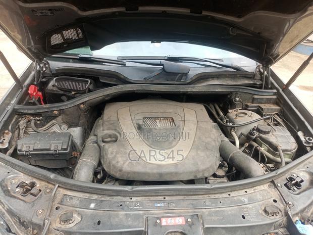 Mercedes-Benz M Class 2011 Gray