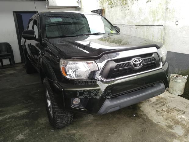 Toyota Tacoma 2014 Green