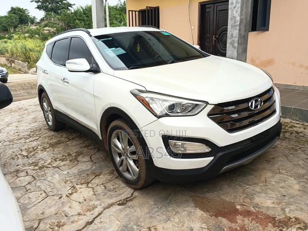 Hyundai Santa Fe 2014 White