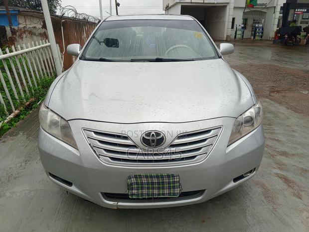 Toyota Camry 2008 Silver