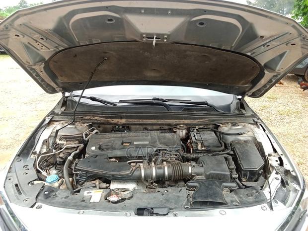Honda Accord 2018 Silver