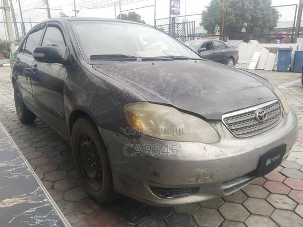 Toyota Corolla 2004 Black