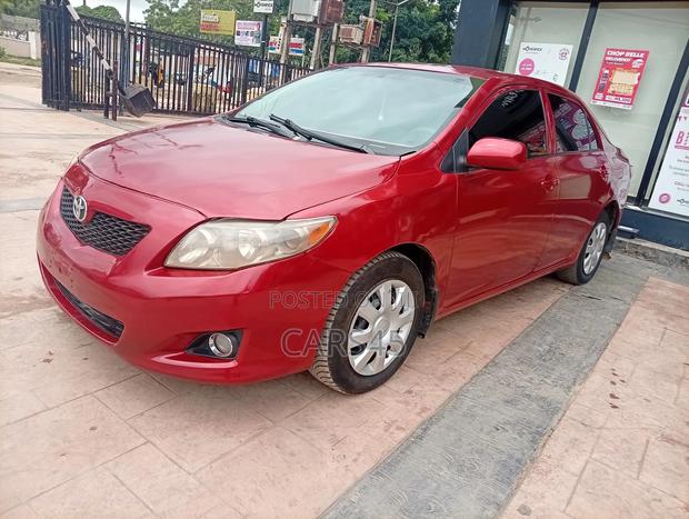 Toyota Corolla 2011 Red