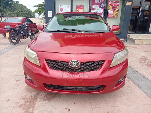 Toyota Corolla 2011 Red