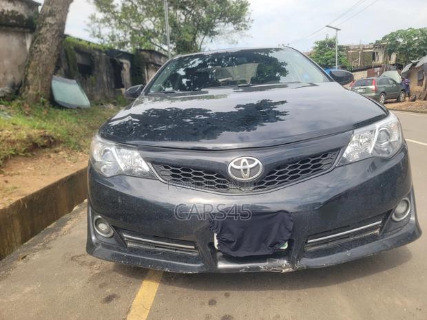 Toyota Camry 2013 Black
