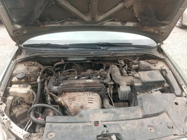 Toyota Avensis 2006 Gray