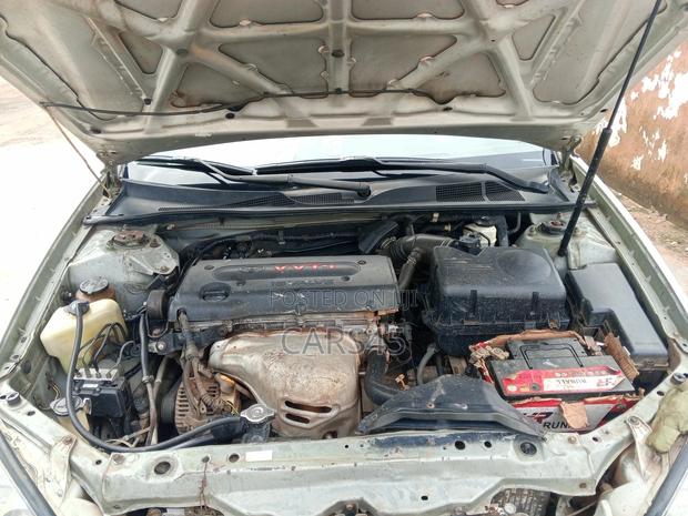 Toyota Camry 2005 Silver