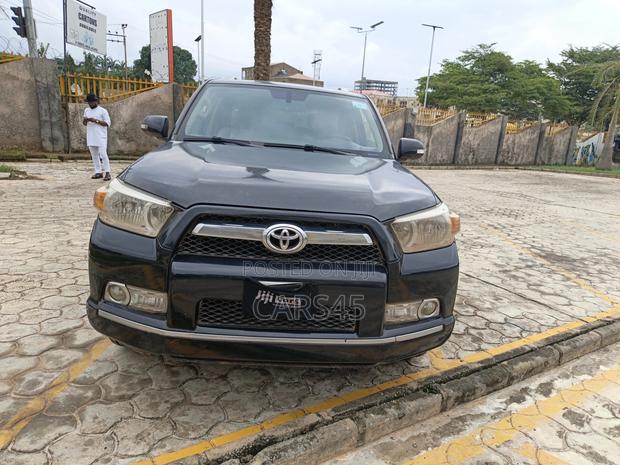 Toyota 4-Runner 2010 Black
