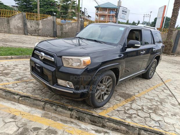 Toyota 4-Runner 2010 Black