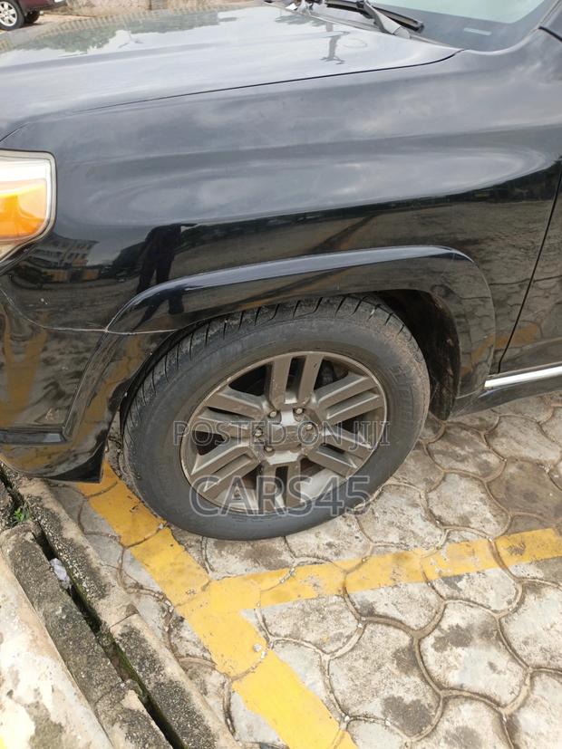 Toyota 4-Runner 2010 Black