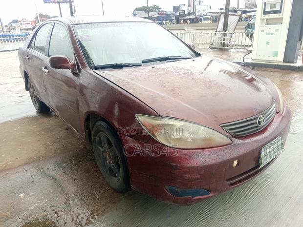 Toyota Camry 2004 Burgandy