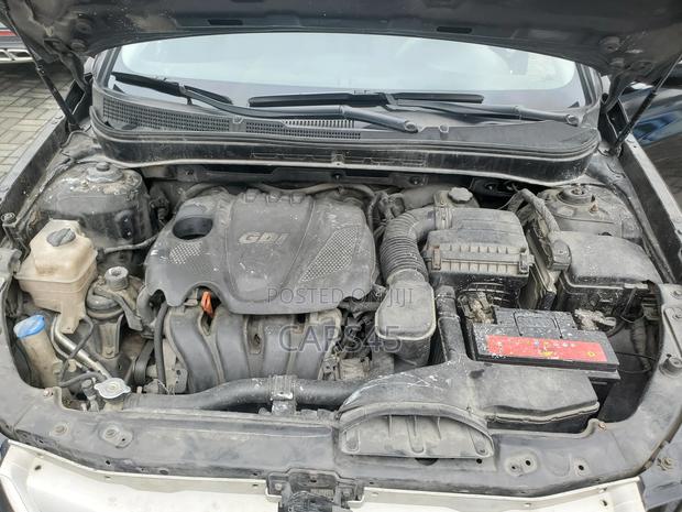 Hyundai Sonata 2012 Black