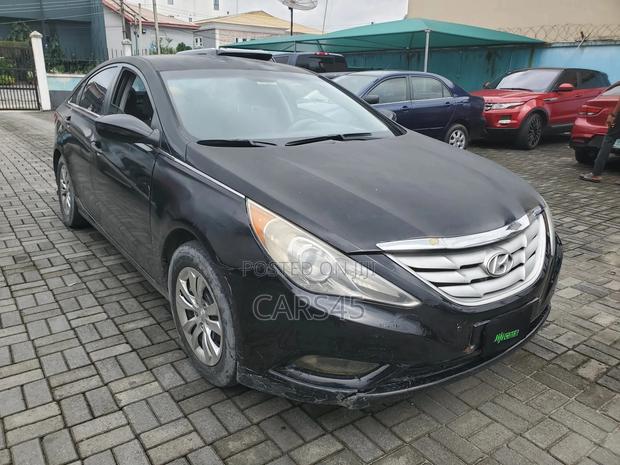 Hyundai Sonata 2012 Black