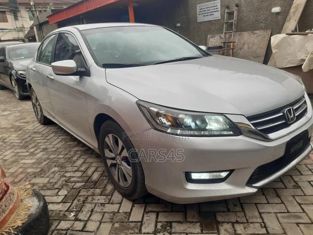 Honda Accord 2013 Silver